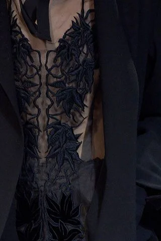 Look 16